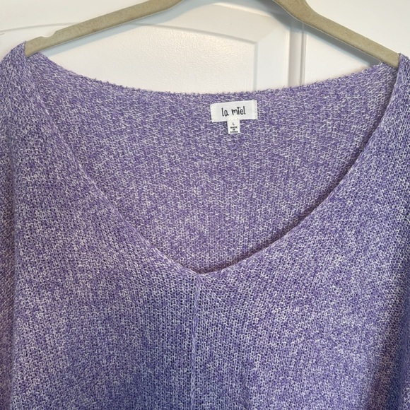 Oversized lavender purple sweater! - Picture 2 of 2